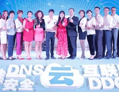 才32岁!东莞这个低调的年轻人,刚刚把公司卖了7.37亿! 才32岁!东莞这个低调的年轻人,刚刚把公司卖了7.37亿!